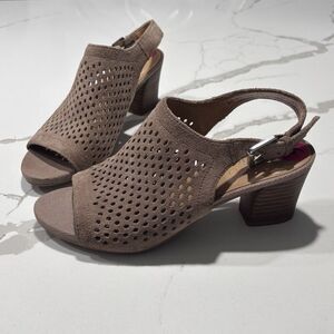 Franco Sarto Mandi2 Taupe Suede Leather Tan Perforated Strap Heels Women 6M 36EU